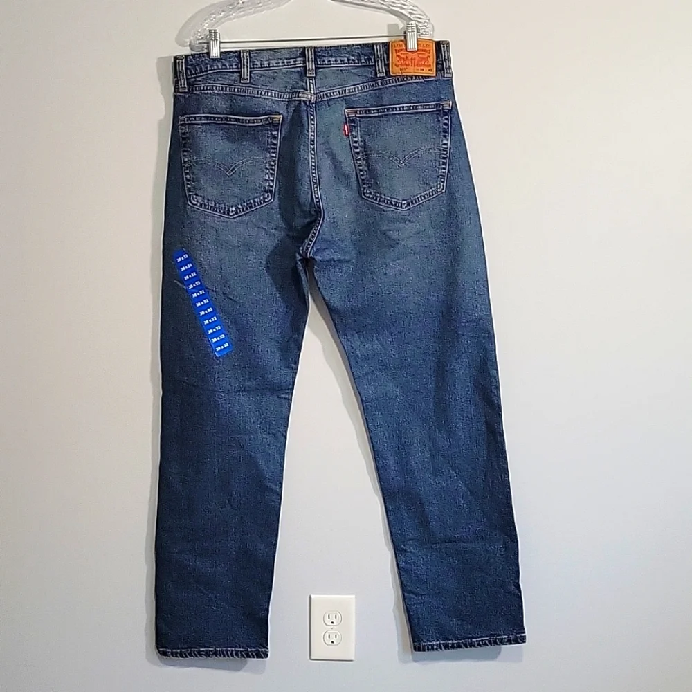 Levi's Mens 505 Regular Jeans Straight Leg Denin Medium Wash Size 38x32 NWT
